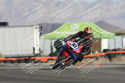 media/Oct-30-2025-Racers Edge (Thu) [[dabbdaf680]]/2-A Group/Session 2 (Turn 16)/